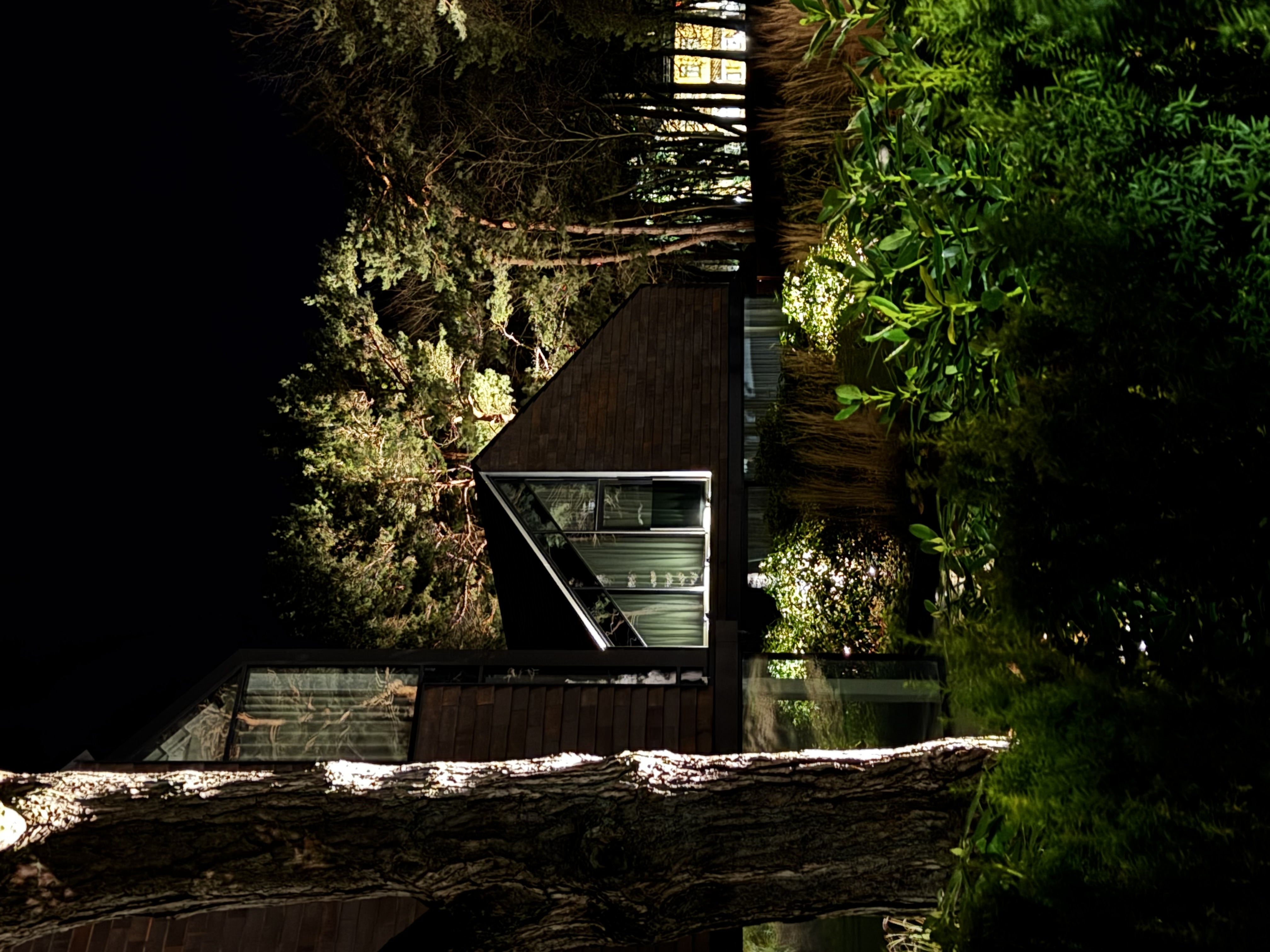 Landscape lighting — pathway